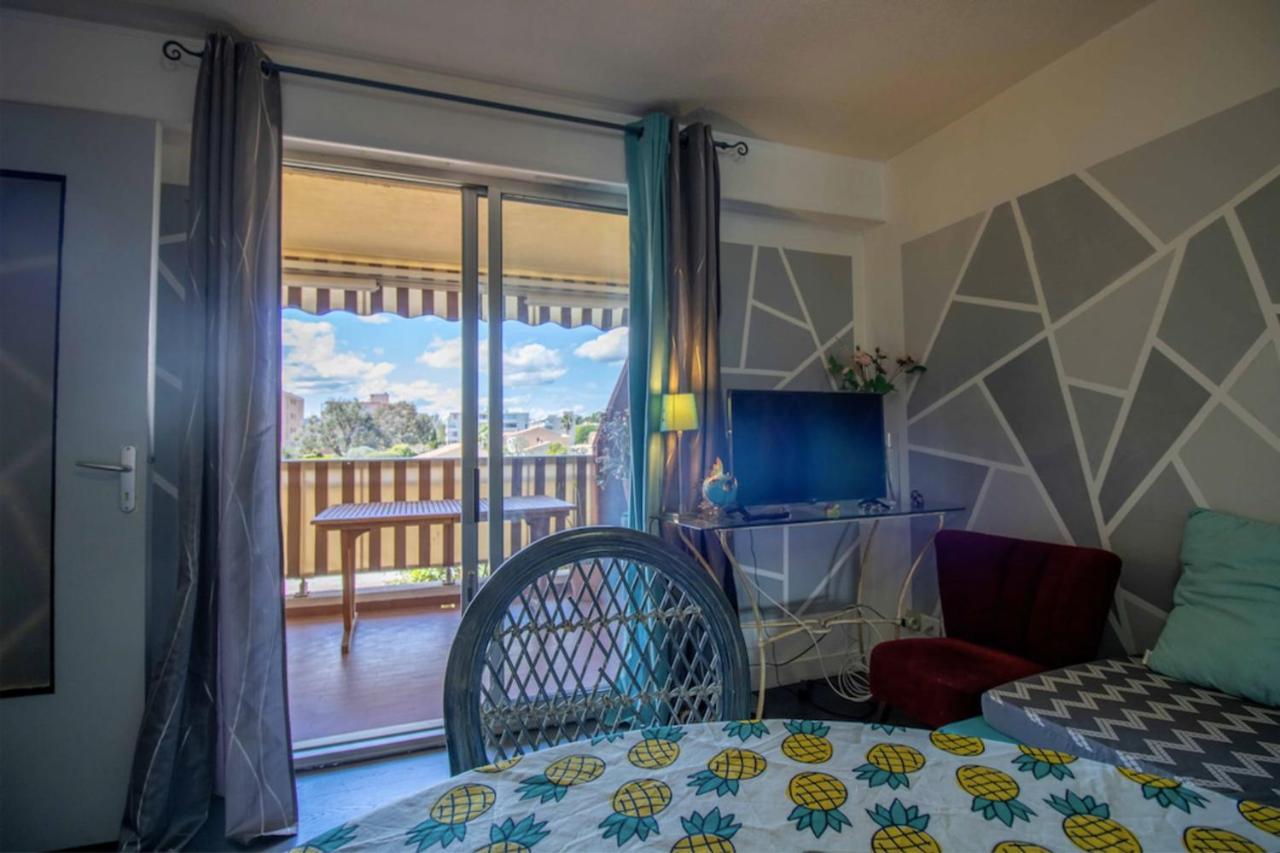 Cosy 35 M2 With Balcony In A Quiet Residence Frejus Ngoại thất bức ảnh
