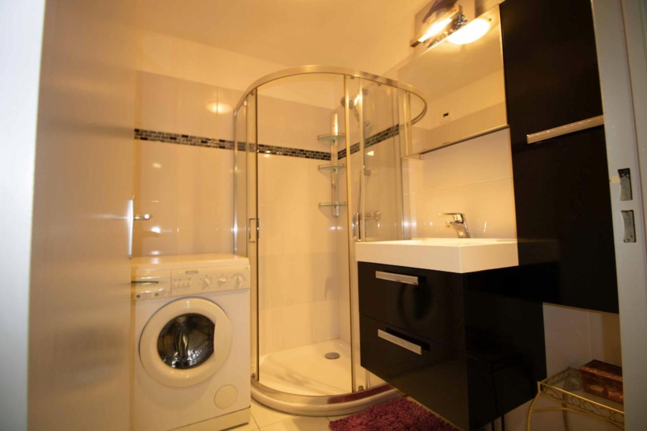 Cosy 35 M2 With Balcony In A Quiet Residence Frejus Ngoại thất bức ảnh